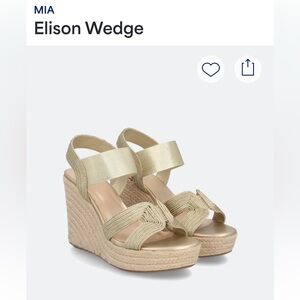 MIA Elison Gold Wedge Sandals